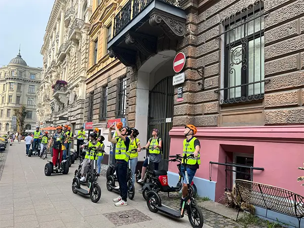 E-scooter Tours in Riga